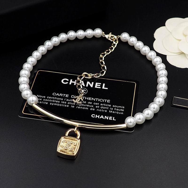 Chanel Necklaces 256